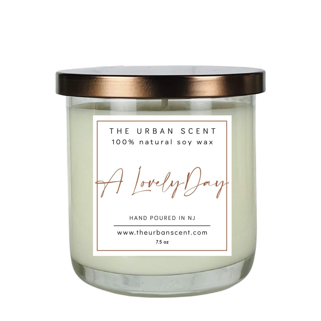 The Urban Scent 100% natural A Lovely Day scented soy candle. 7.5 oz Hand poured in NJ