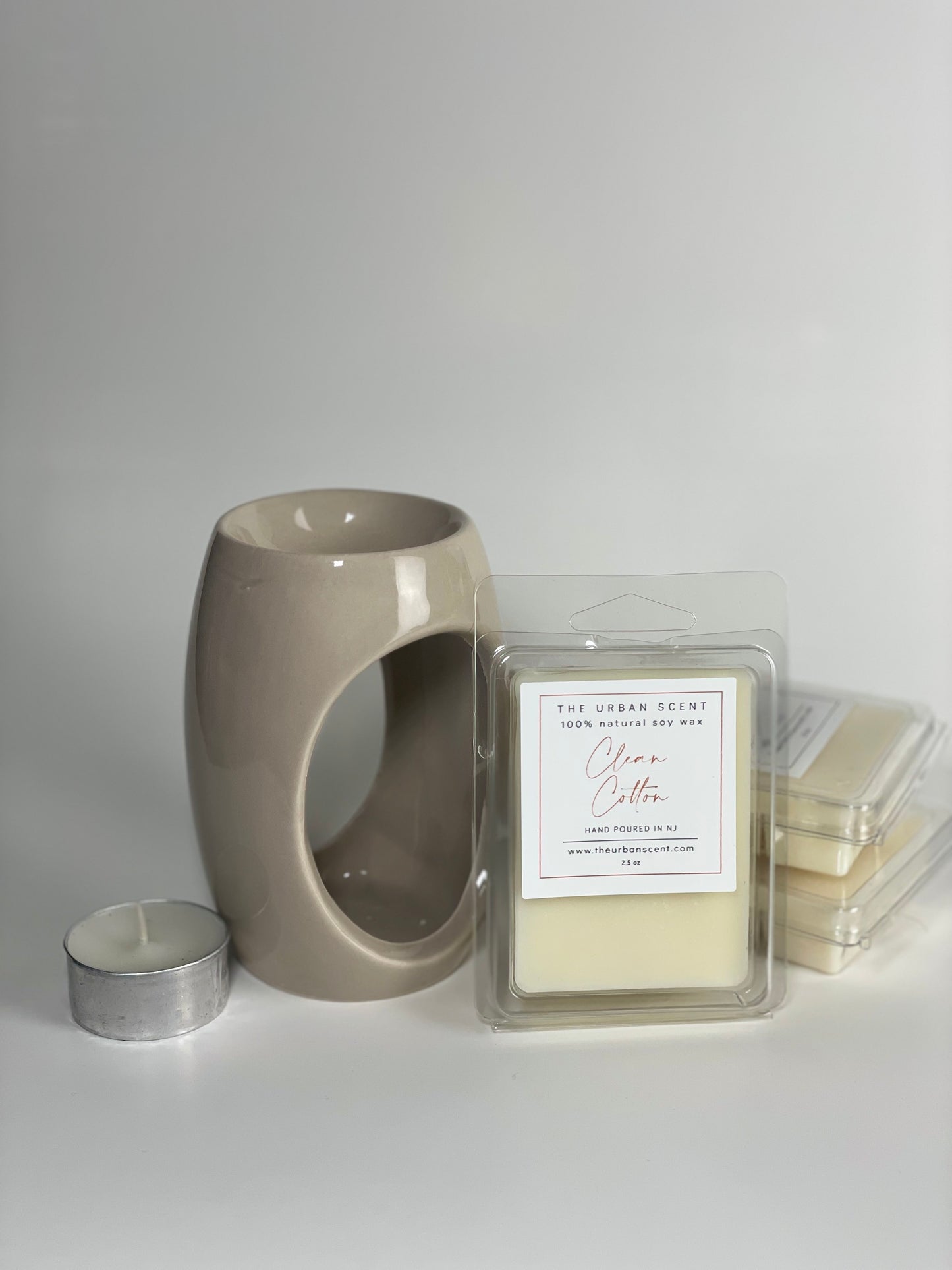 The Urban Scent gift set, modern warmer and scented soy wax melts
